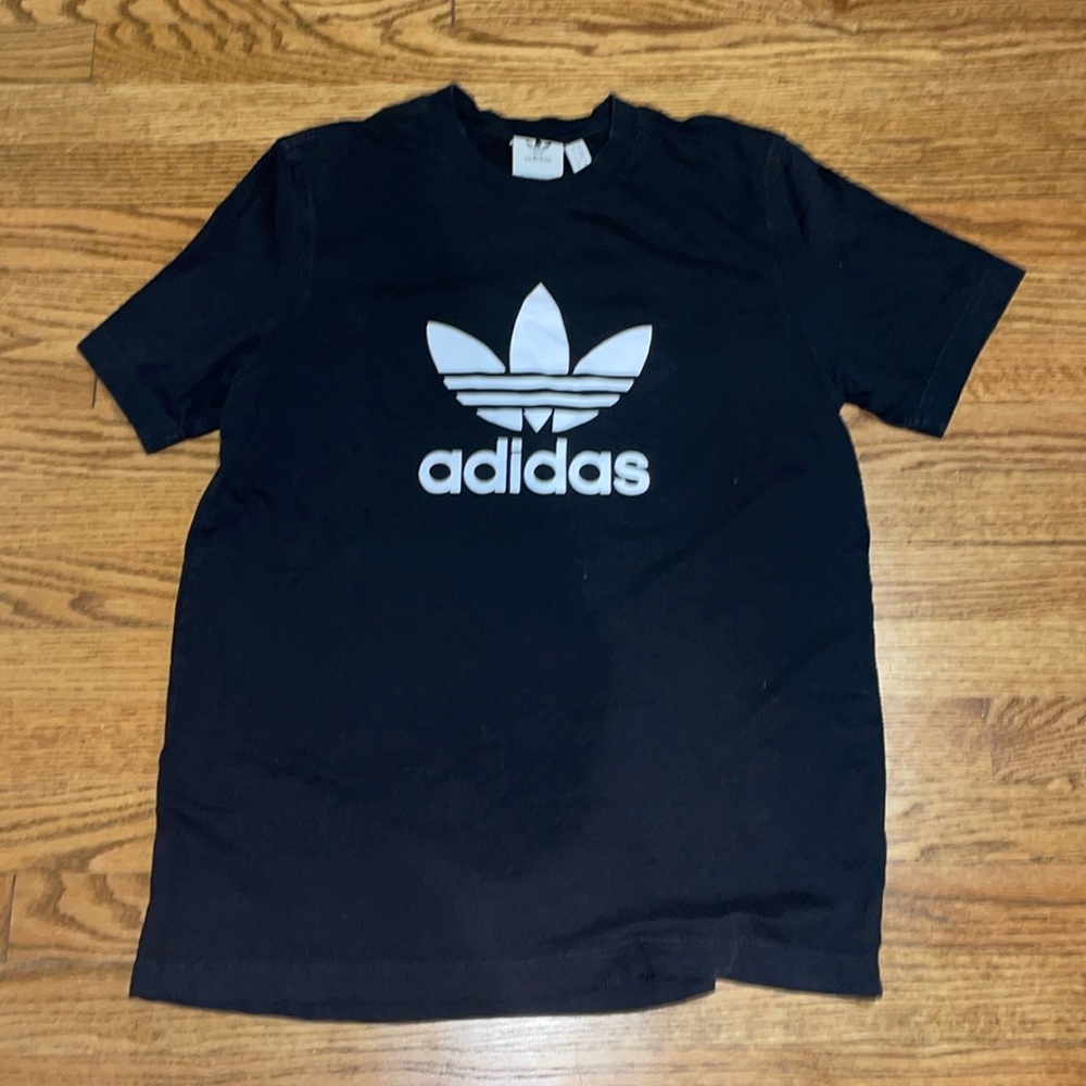 Men’s Adidas T-Shirt Size M